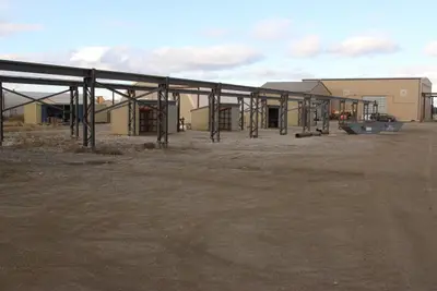 Overhead craneways in Bunch facility