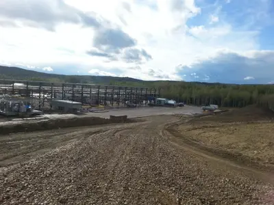 Deep cut gas plant construction Alberta