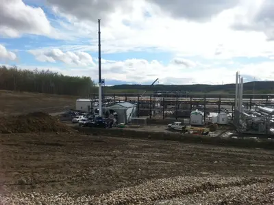 Deep cut gas plant construction Alberta