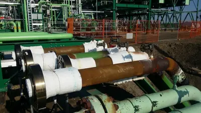 Oilfield construction header piping
