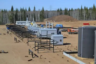 Oilfield facility construction Peace River